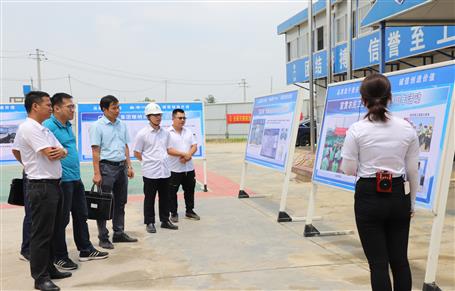 集團(tuán)公司企業(yè)管理部到中房香蘭園項目檢查指導(dǎo)