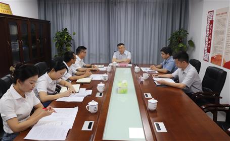 陸志斌到冶建桂鴻分公司調(diào)研指導法務(wù)和專班工作