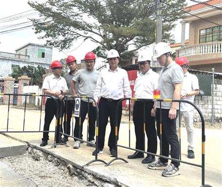 【實(shí)干筑夢(mèng)·競(jìng)賽爭(zhēng)鋒】蒙勝益到第六分公司區(qū)外項(xiàng)目調(diào)研指導(dǎo)